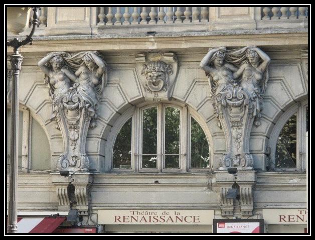 Caryatids on the facade of the théâtre de la Renaissance, 10th arr. Paris.